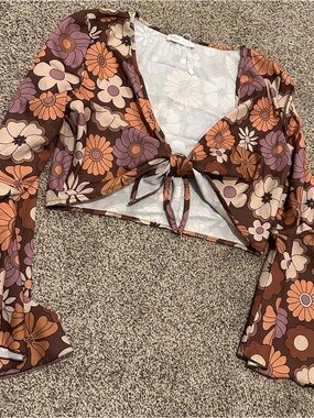 ROMWE Retro Floral Tie-Front Crop Top in Brown, Orange & Purple